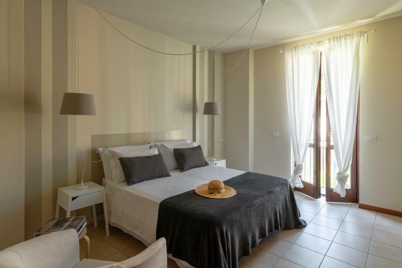Appartamenti Corte Dei Cipressi Roe Buitenkant foto